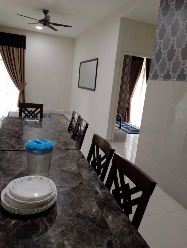 Juniper Homestay Putrajaya Presint 11 Habitación foto